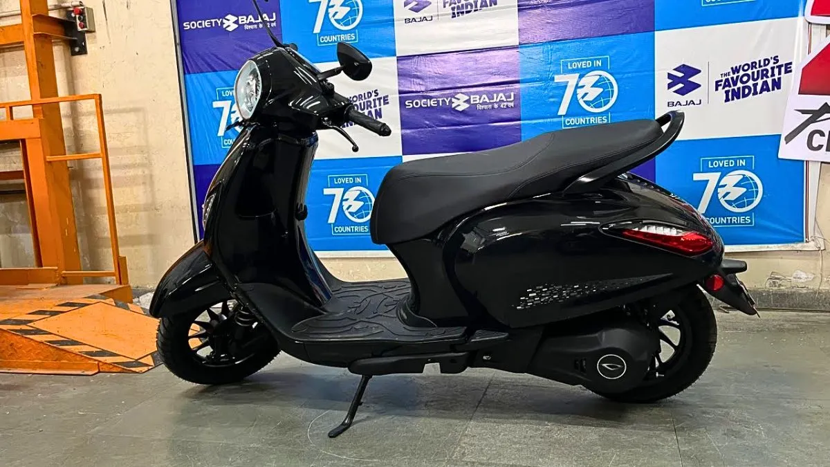 Bajaj Chetak 3001