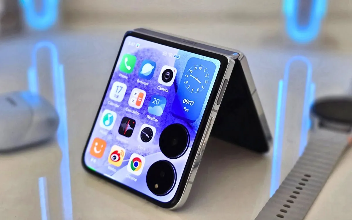 Xiaomi Mix Flip 2